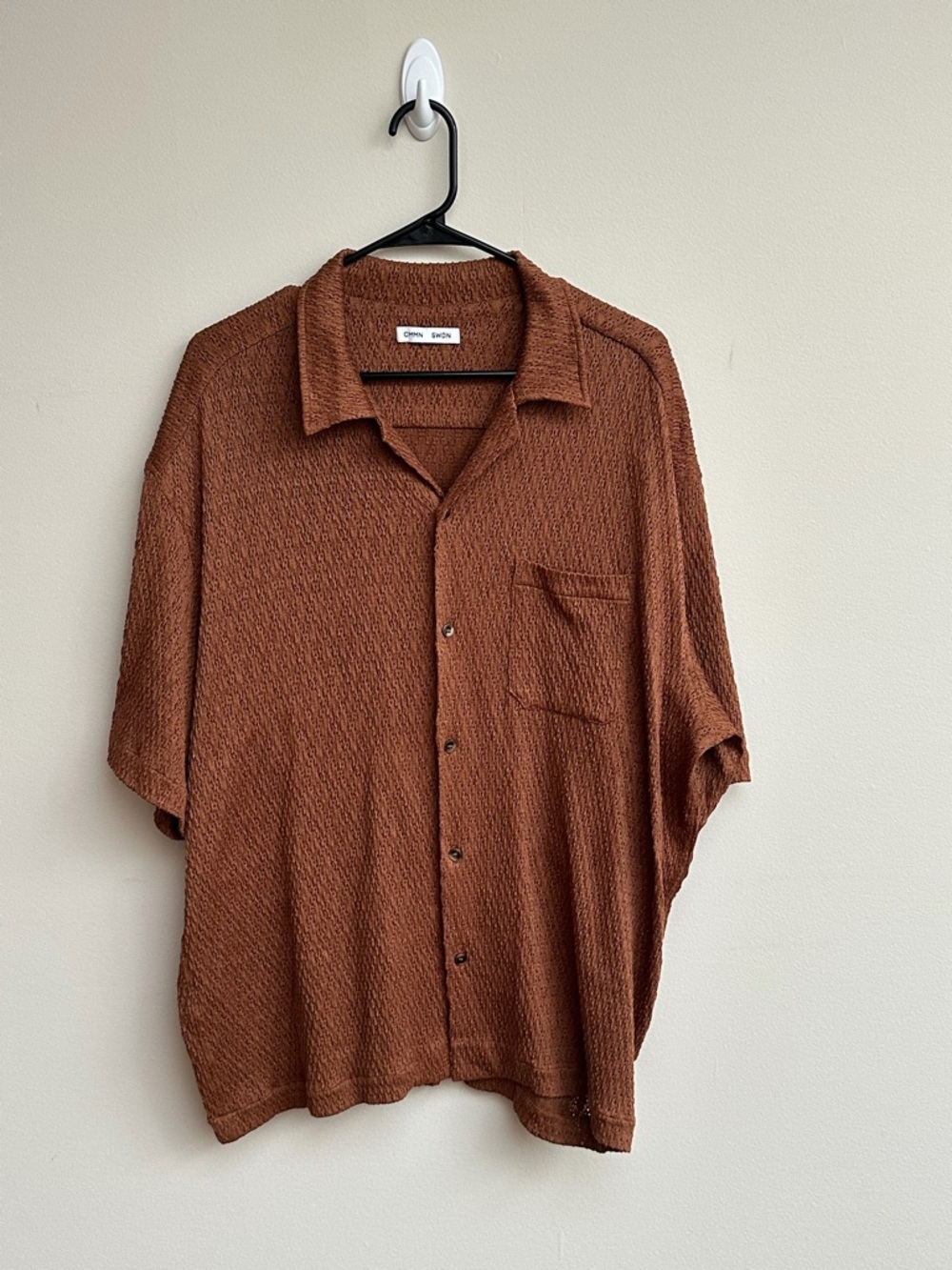 Open-Collar Short-Sleeve Button-Down Shirt in Rust Brown